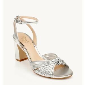 Badgley Mischka Christen Metallic Knot Heels 7.5 Silver Leather NWOT Sandals